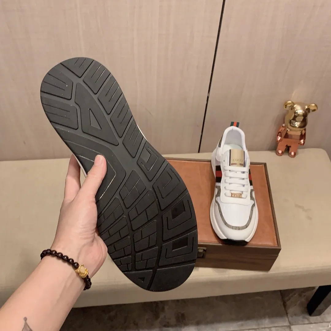 Men's Men's Shoes💰420💰💰🎩🎩[Lightning][Lightning] "Gucci*" The latest and most popular casual sports shoes, top brand [seduce] luxury~purchase, top~quality. [Strong] The upper is made of imported breathable cowhide with material ➕ breathable sheepskin feet (•) and fine workmanship. The original stylish and stylish soft rubber wear-resistant and non-slip outsole is light and comfortable on the feet. The real thing looks better when photographed in real life. 122: code: 38-44, can be customized to 45, 2️⃣ colors available